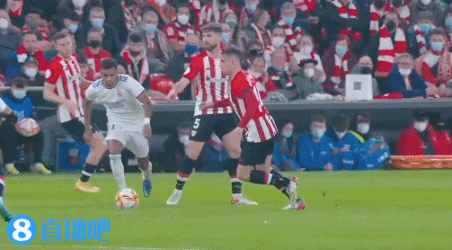 湖人141-116老鹰2喜2忧！艾顿回暖，詹姆斯连爆，东契奇不够成熟