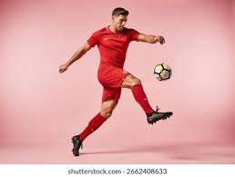 申花约战中甲队，挺过4场硬仗+德比，路易斯养伤，斯帅固执难续约